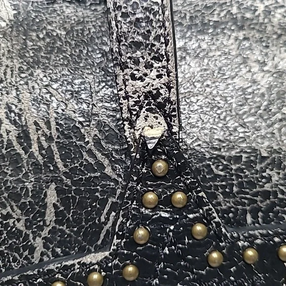 George Gina & Lucy Star Shoulder Bag Black Distressed Leather Handbag - Picture 4 of 16